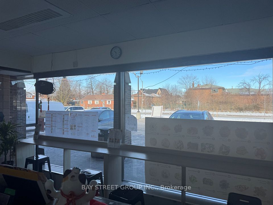 2836 Victoria Park Avenue, Toronto C15, ON M2J 4A8