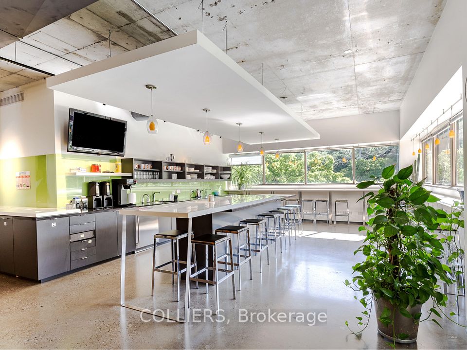 4211 Yonge Street 618, Toronto C12, ON M2P 2A9