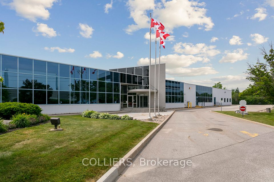 25 Dyas Road, Toronto C13, ON M3B 1V7