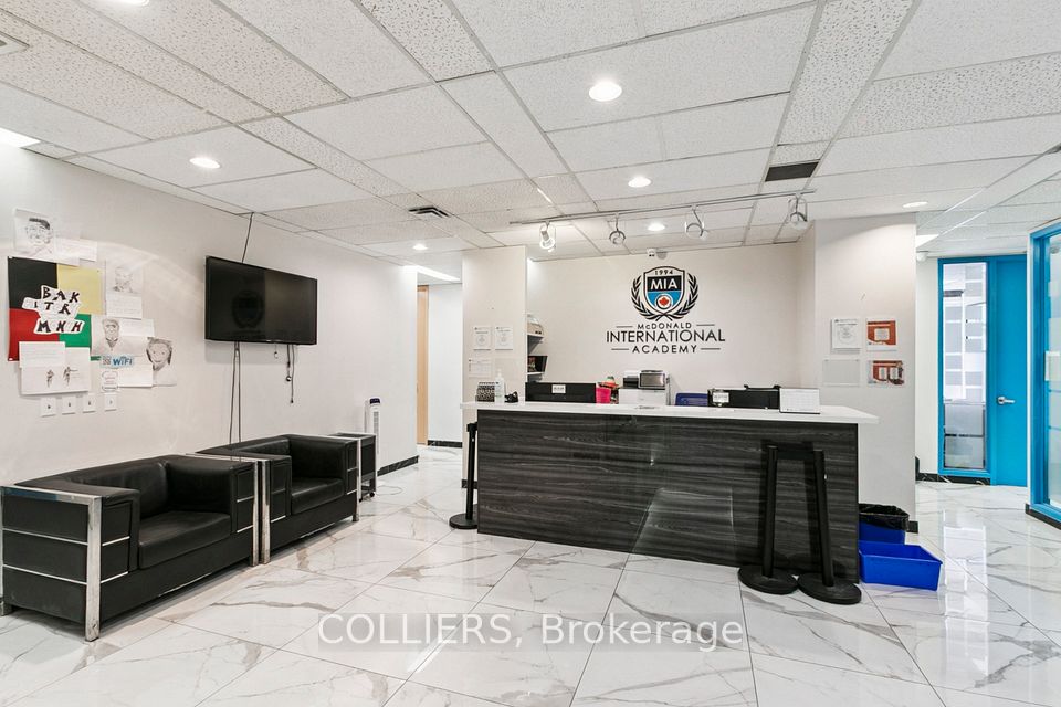 920 Yonge Street C02-1, Toronto C02, ON M4W 3C7