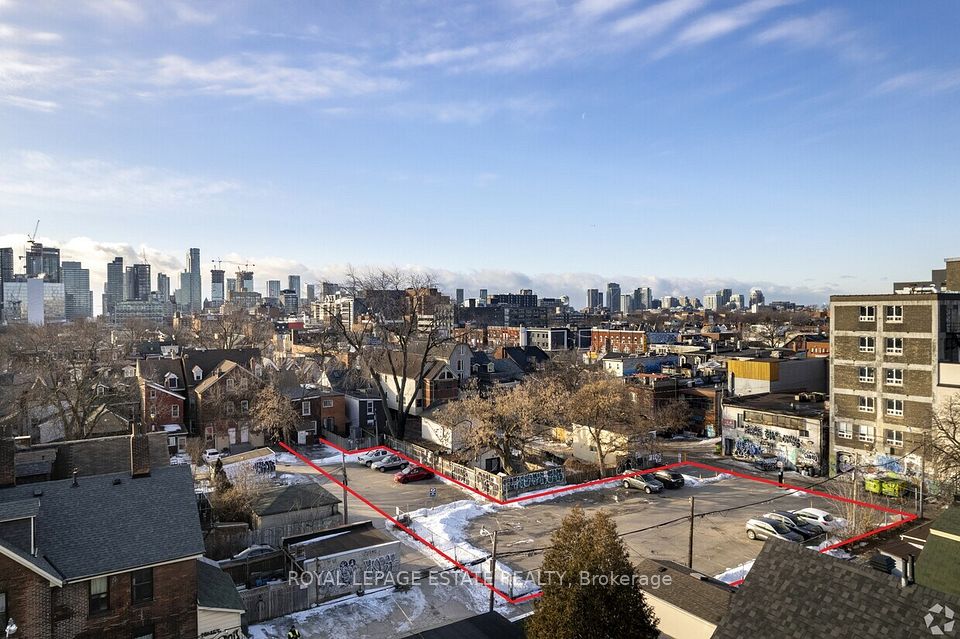 75 Cecil Street, Toronto C01, ON M5T 1N5