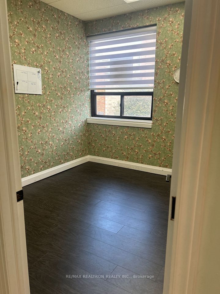 79 Sheppard Avenue W 201 Room A, Toronto C07, ON M2N 1M4