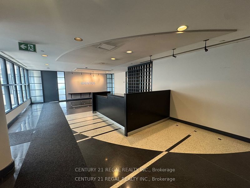 622 College Street 400, Toronto C01, ON M6G 1B4