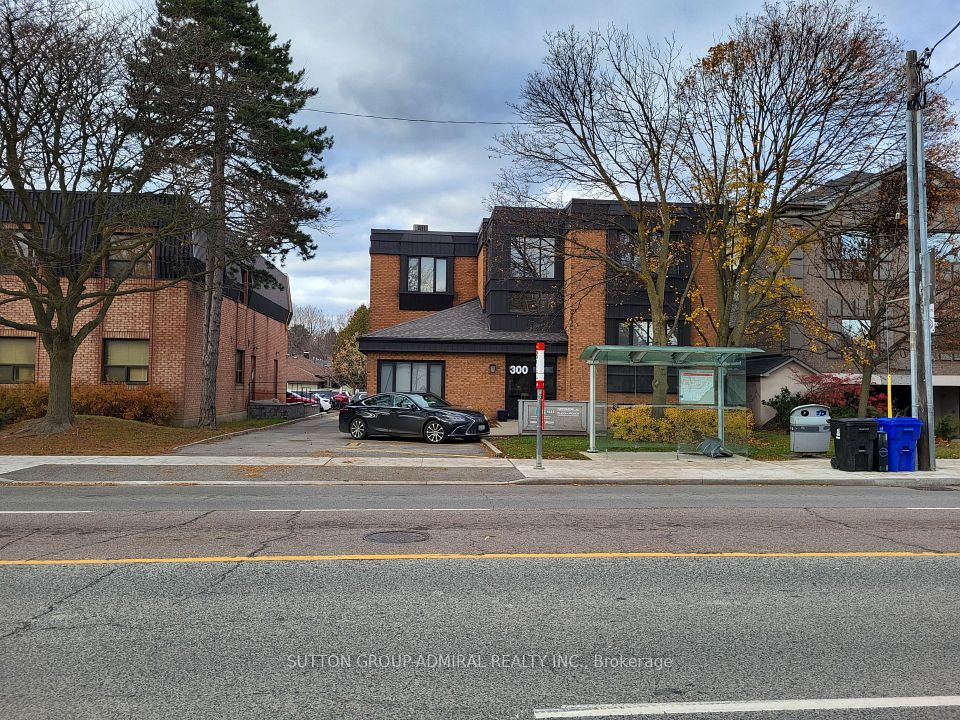 300 Sheppard Avenue W 100, Toronto C07, ON M2N 1N5