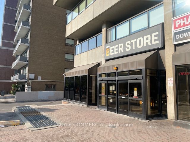 720 Spadina Avenue, Toronto C01, ON M5S 2T9