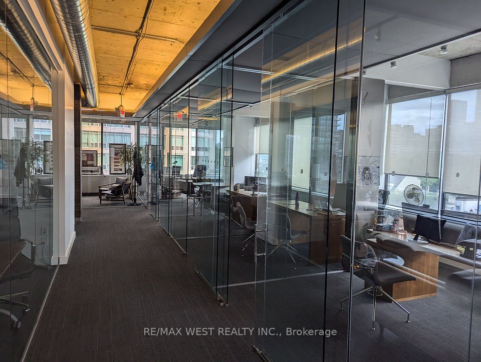 920 Yonge Street C05-01, Toronto C02, ON M4W 3C7