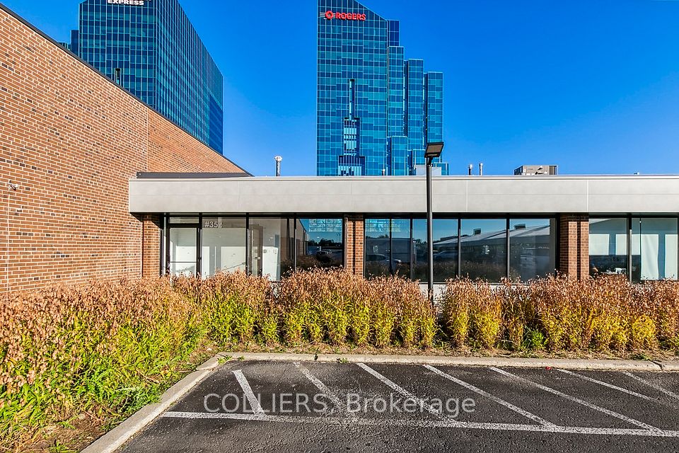 280-422 Consumers Road 19, Toronto C15, ON M2J 1P3