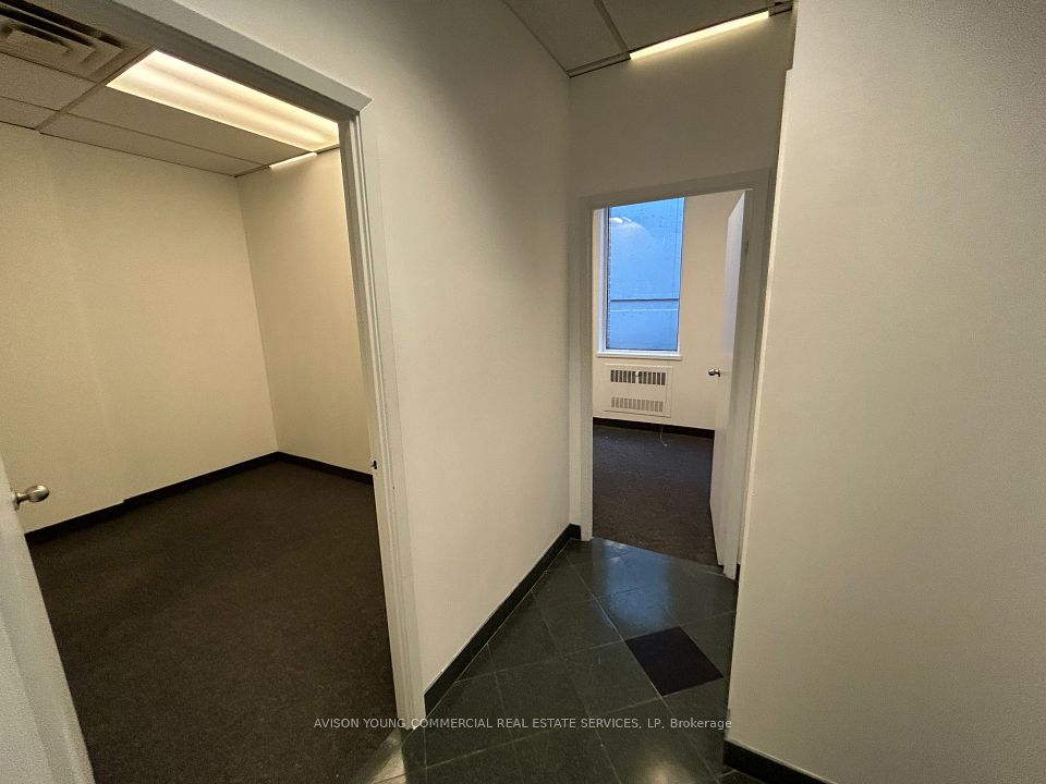 55 Eglinton Avenue E 605, Toronto C10, ON M4P 1G8