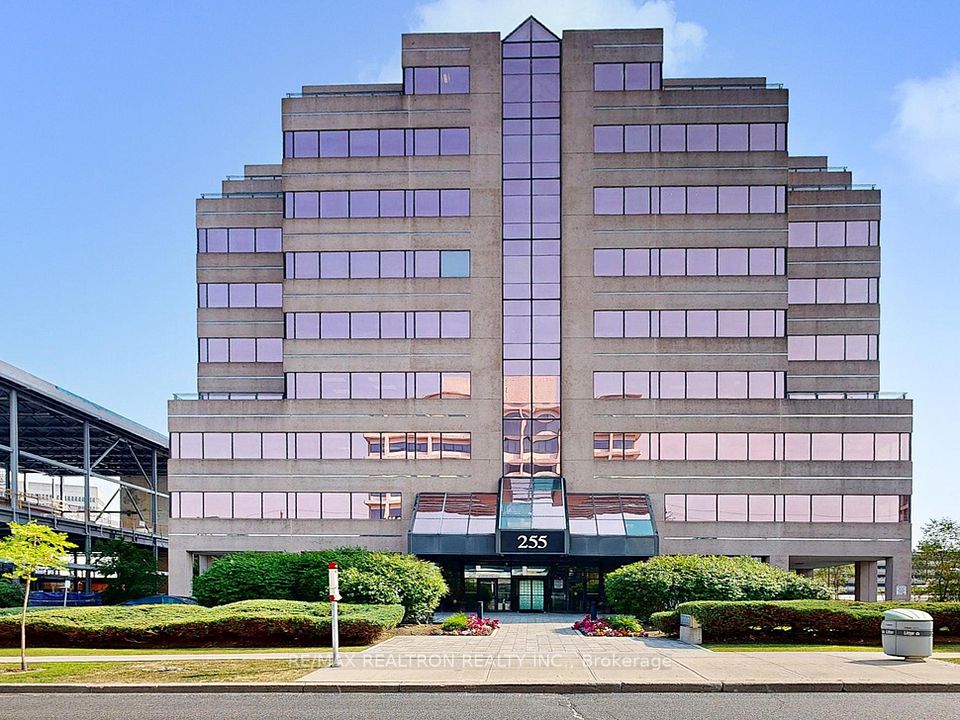 255 Duncan Mill Road 102, Toronto C12, ON M3B 3H9