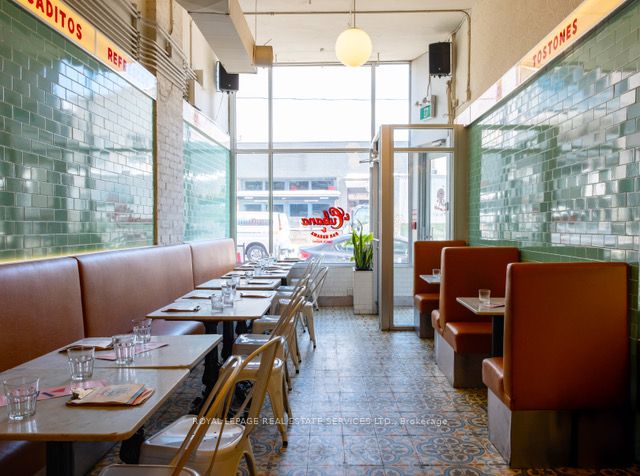 92 OSSINGTON Avenue, Toronto C01, ON M6J 2Z4