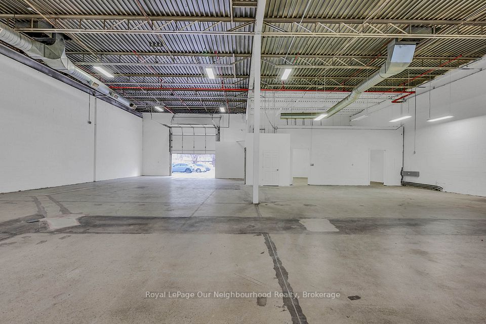 100 Sunrise Avenue 132, Toronto C13, ON M4A 1B3