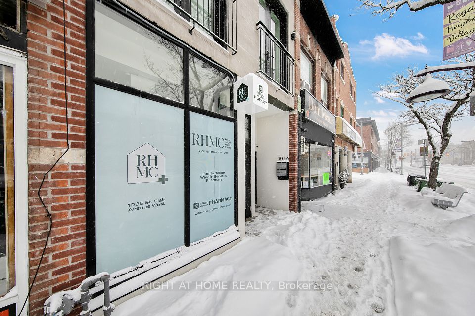 1086 St Clair Avenue W, Toronto C03, ON M6E 1A7