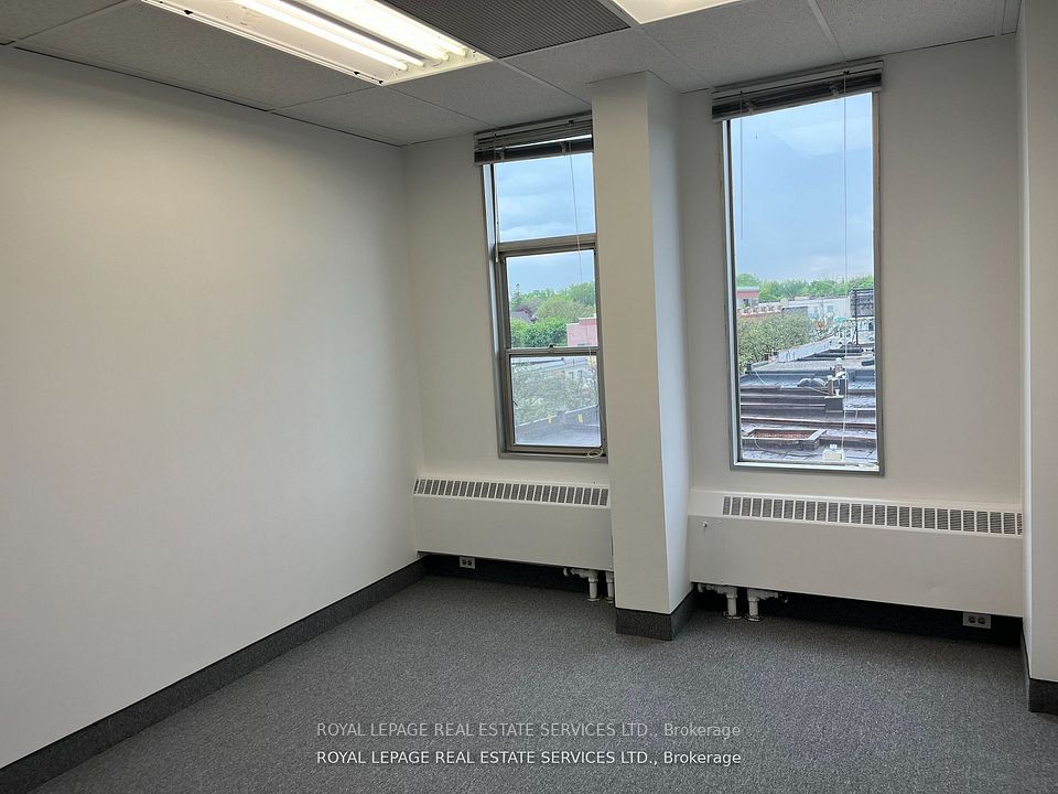 3335 Yonge Street 405, Toronto C04, ON M4N 2M1