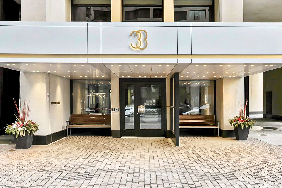 33 Harbour Square 410/204, Toronto, ON M5J 2G2 at 33 Harbour Square 410/204, Toronto, ON M5J 2G2, Toronto C01, ON, M5J 2G2