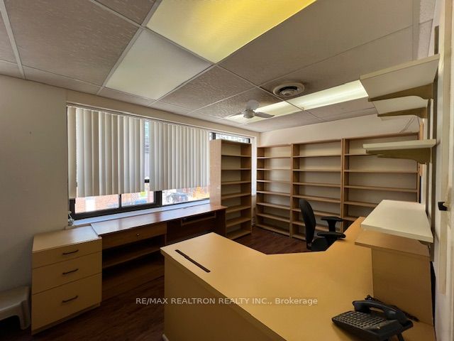 5179 Yonge Street 203, Toronto C14, ON M2N 5P5