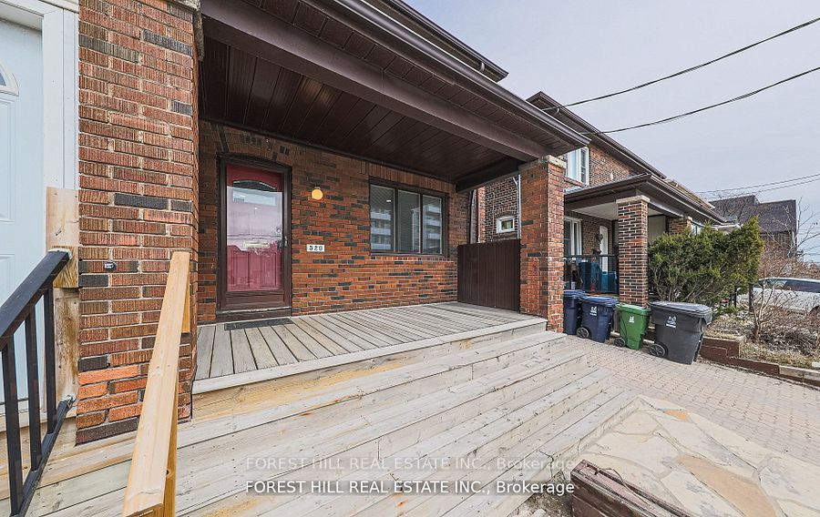520 Eglinton Avenue E, Toronto C10, ON M4P 1N6