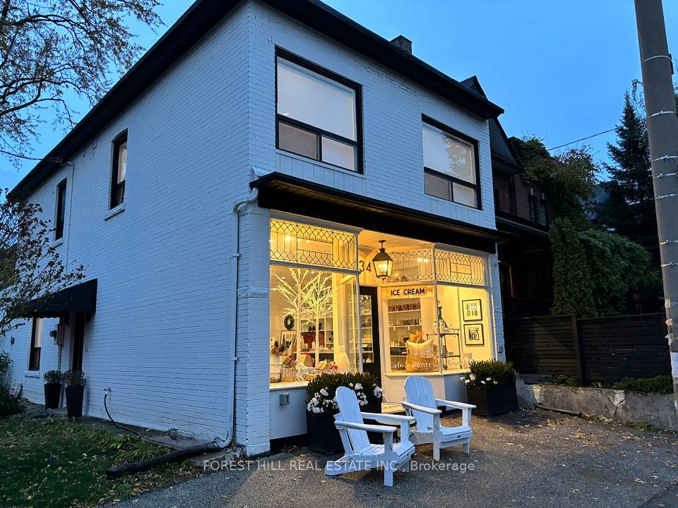 134 Tyrrel Avenue, Toronto C02, ON M6G 2G5