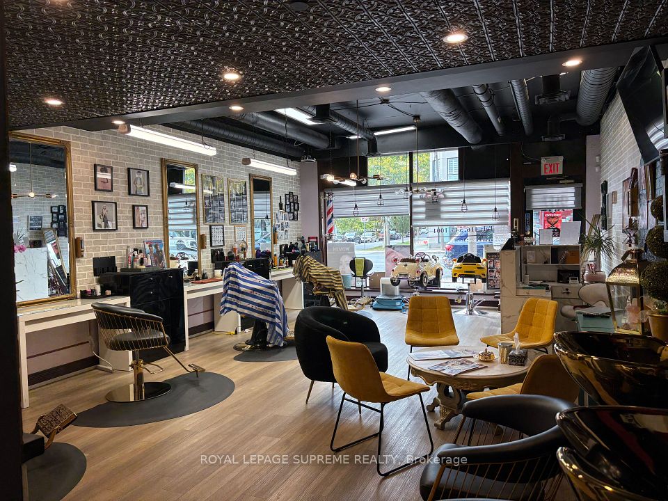 2721 Yonge Street, Toronto C04, ON M4N 2H8