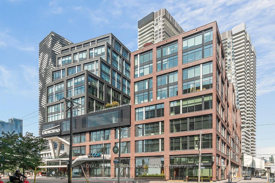 130 Queens Quay E 615, Toronto C08, ON M5A 0P6