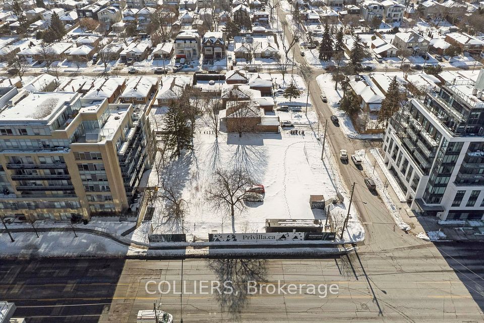 719 Sheppard Avenue W, Toronto C06, ON M3H 2S7