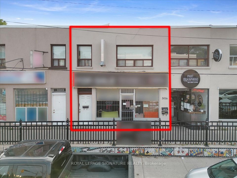 3016 Bathurst Street, Toronto C04, ON M6B 3B6