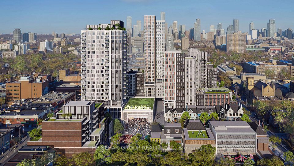 746 Bathurst Street, Toronto C01, ON M5S 2R6