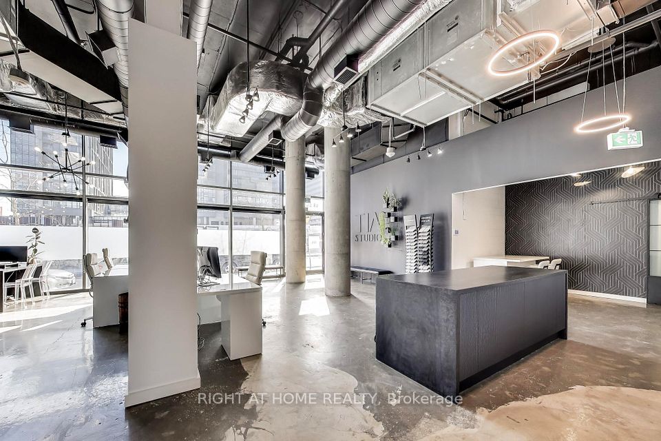 98 Sudbury Street, Toronto C01, ON M6J 0B7