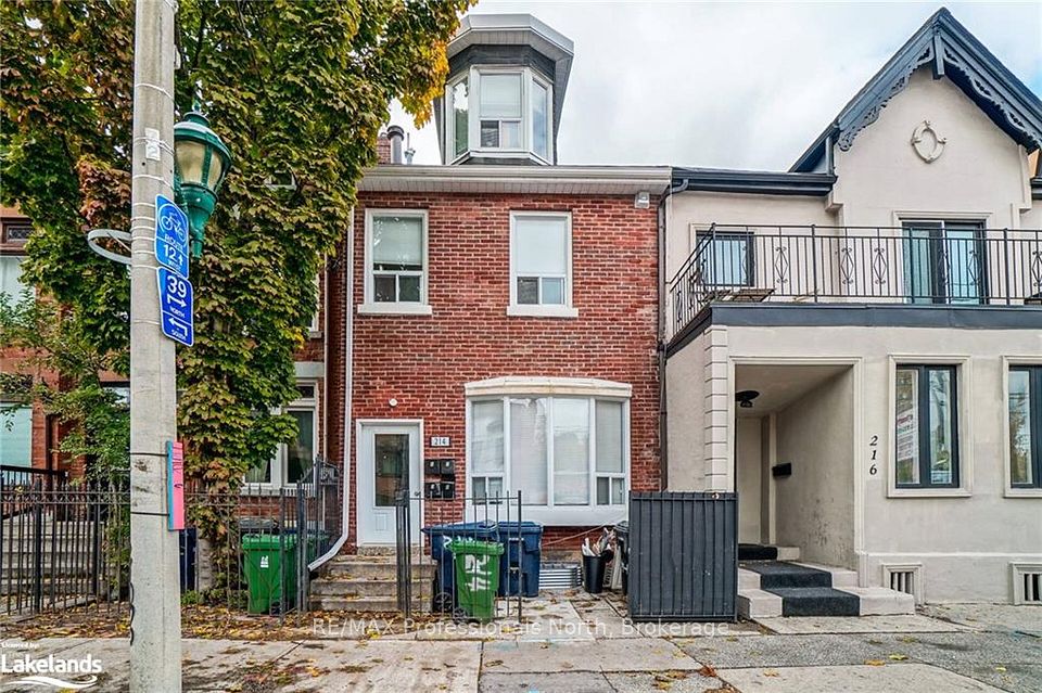 214 Gerrard Street E, Toronto, ON M5A 2E6 at 214 Gerrard Street E, Toronto, ON M5A 2E6, Toronto C08, ON, M5A 2E6