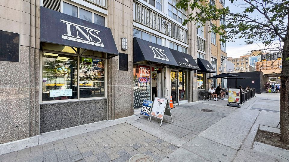 148 Spadina Avenue 3, Toronto C01, ON M5V 2L8