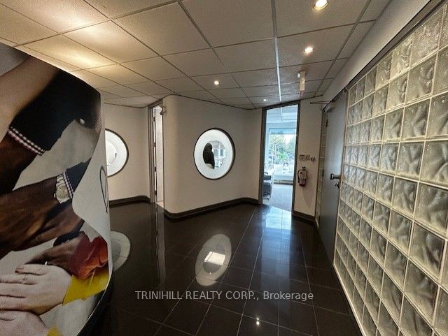 1220 Yonge Street 201, Toronto C02, ON M4T 1W1