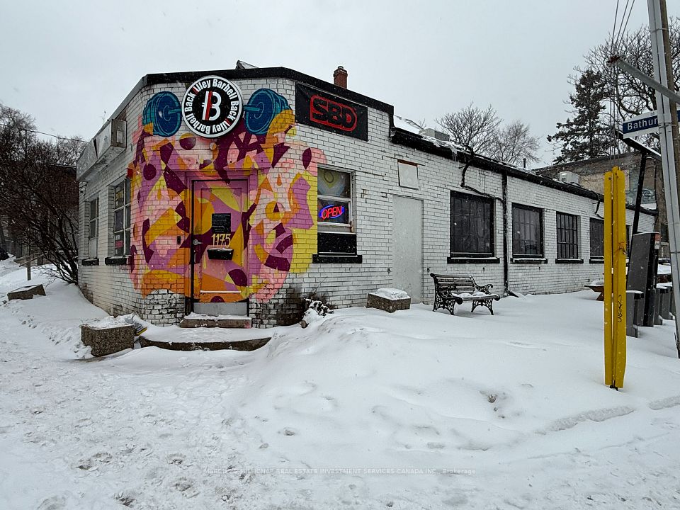 1175 Bathurst Street, Toronto C02, ON M5R 3H3