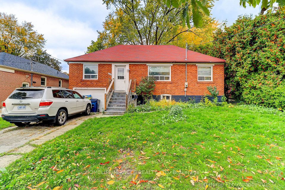 106 Johnston Avenue, Toronto, ON M2N 1H2 at 106 Johnston Avenue, Toronto, ON M2N 1H2, Toronto C07, ON, M2N 1H2