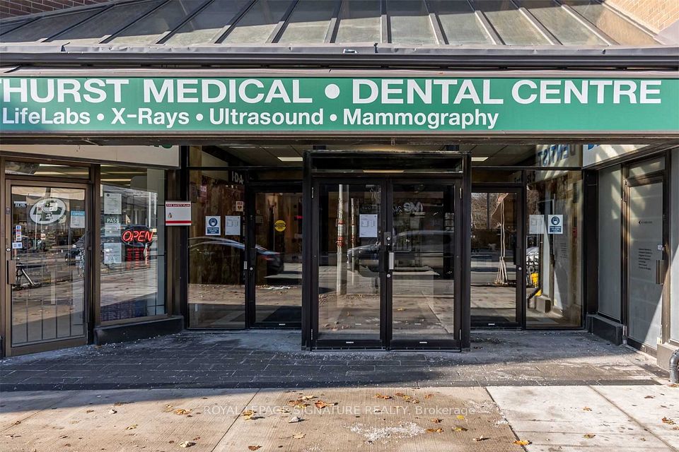 800 Bathurst Street 206, Toronto C02, ON M5R 3M8