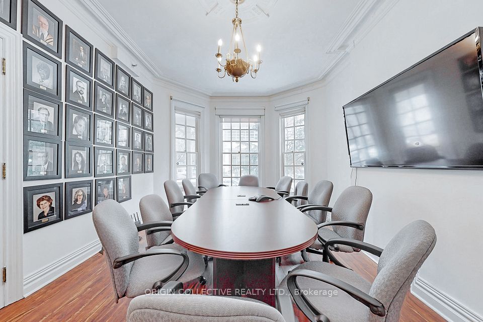 17 Isabella Street 1, Toronto C08, ON M4Y 1M7