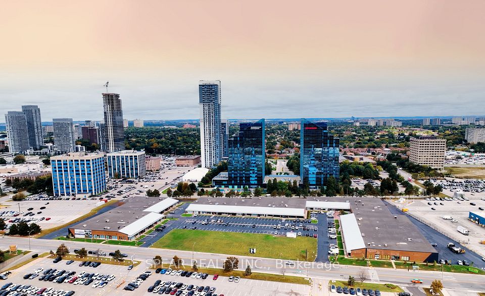 280 - 422 Consumers Road 11, Toronto C15, ON M2J 1P8