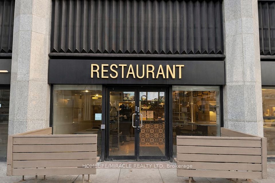 901 King Street 106, Toronto C01, ON M5V 3H5