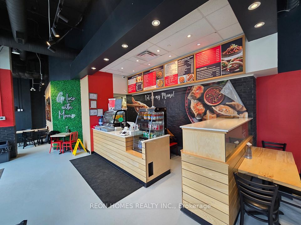 15 Merchants' Wharf N/A, Toronto C08, ON M5A 0N8