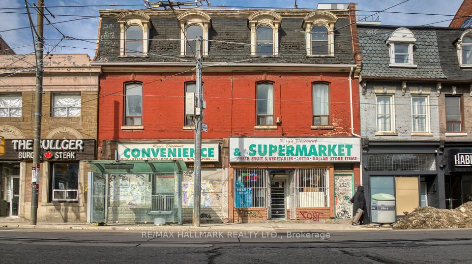 350-352 Queen Street E, Toronto C08, ON M5A 1T1