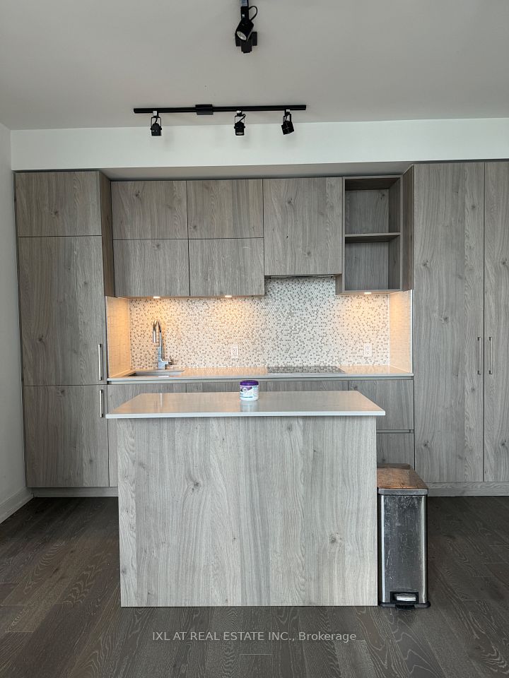 Condo Apartment at 1 Yorkville Avenue 3405, Toronto C02, ON M4W 0B1, Toronto C02