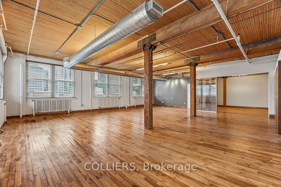 30 Duncan Street 601, Toronto, ON M5V 2C4