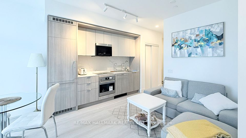 Condo Apartment at 6 Greenbriar Road 708, Toronto C15, ON M2K 0H6, Toronto C15