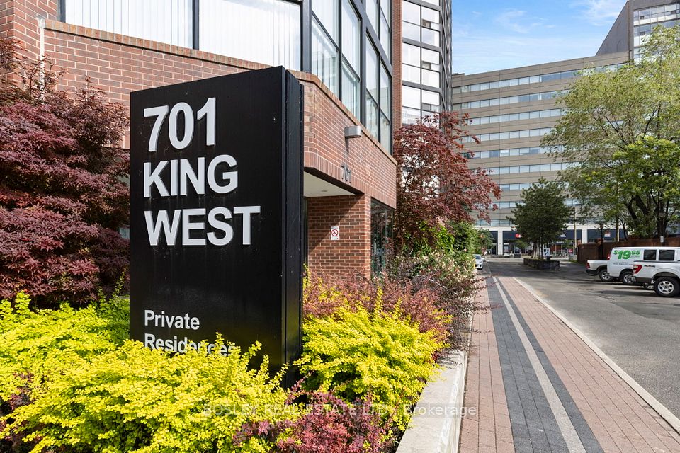 Condo Apartment at 701 King Street W 808, Toronto C01, ON M5V 2W7, Toronto C01