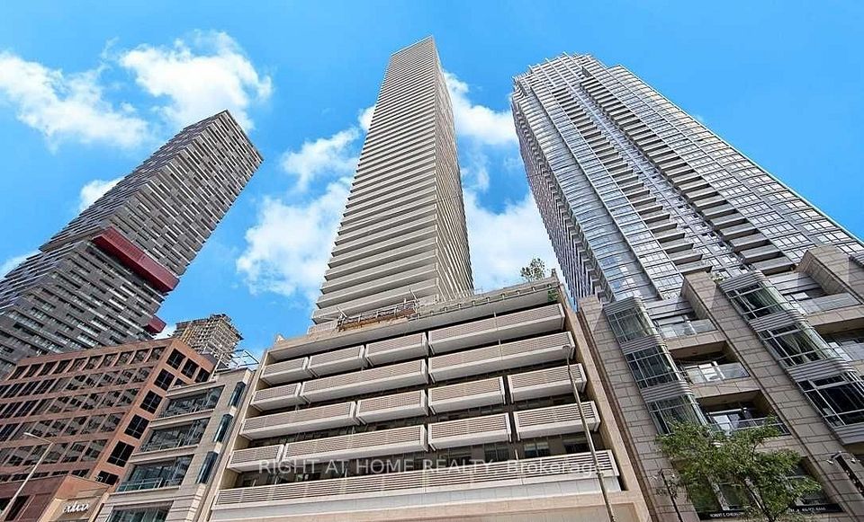 2221 Yonge Street 1706, Toronto, ON M4S 2B4 at 2221 Yonge Street 1706, Toronto, ON M4S 2B4, Toronto C10, ON, M4S 2B4