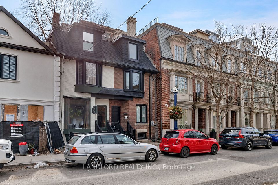 107A Scollard Street, Toronto C02, ON M5R 1G4