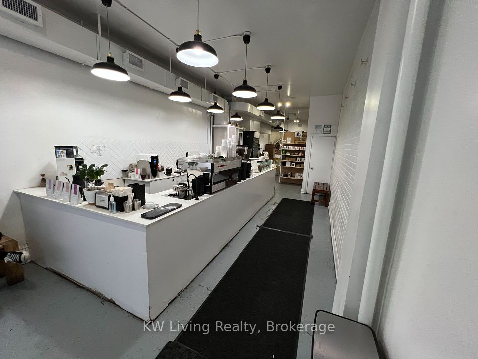 281 Dundas Street W, Toronto C01, ON M5T 1G1