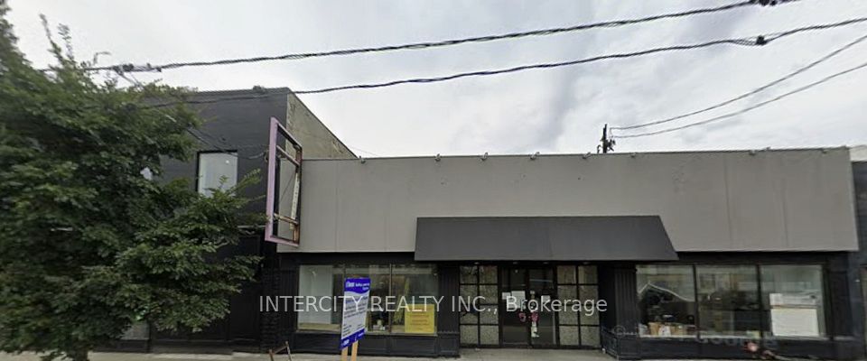 352 Eglinton Avenue W, Toronto C04, ON M5N 1A2