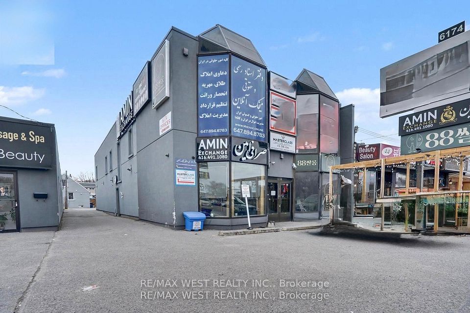 6174 Yonge Street 204, Toronto C07, ON M2M 3X1