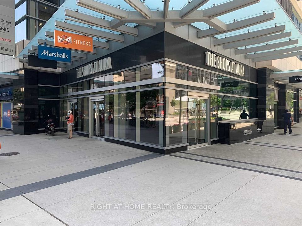 384 Yonge Street 3, Toronto C01, ON M5B 1S8