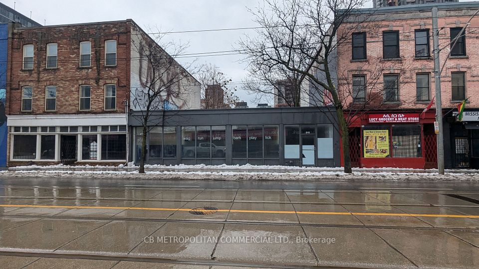 215 Queen Street, Toronto C01, ON M5A 1S2