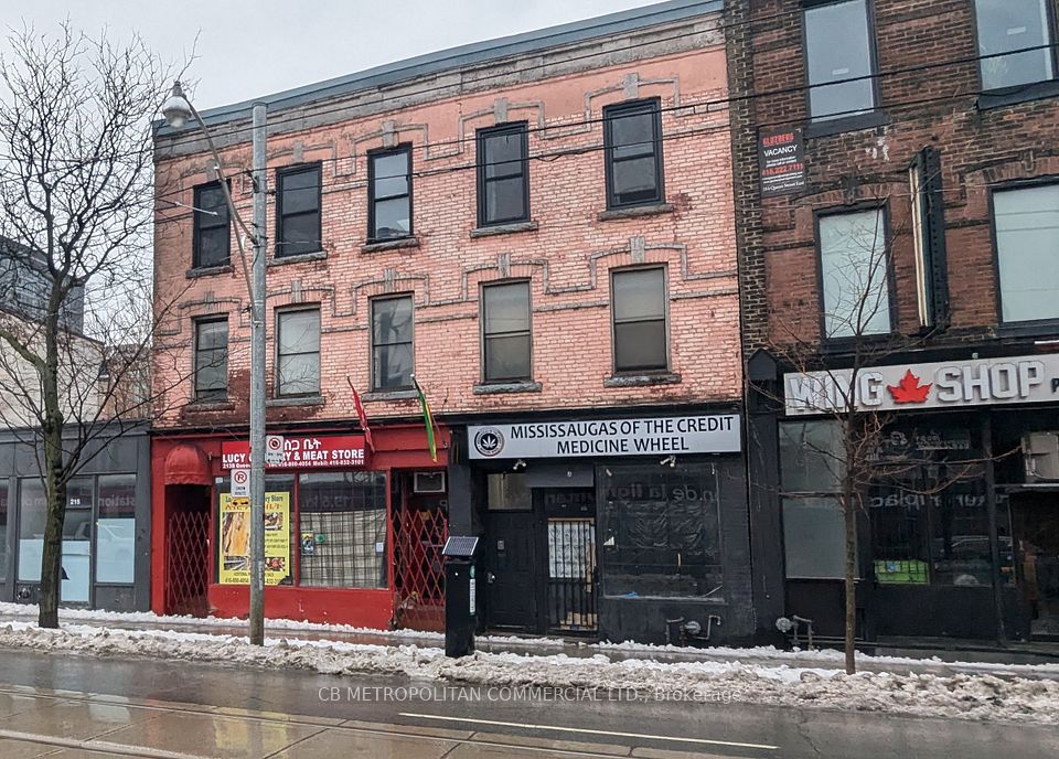 213 Queen Street A, Toronto C01, ON M5A 1S2